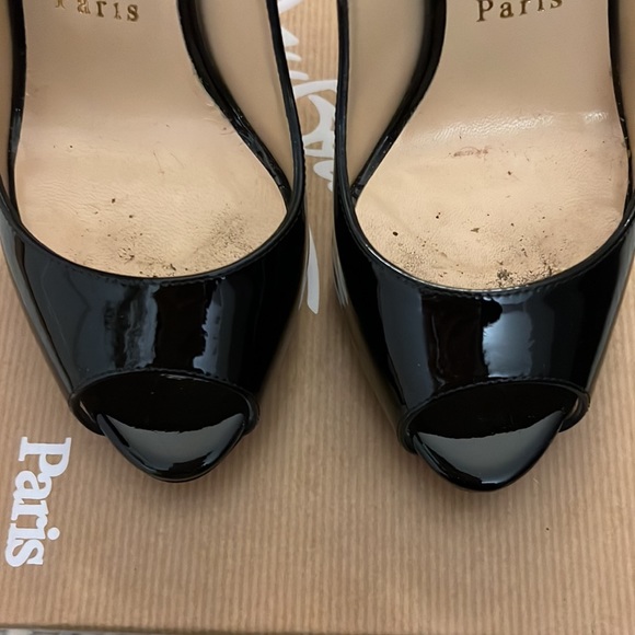 Christian Louboutin Flo Sling 120 Patent Leather Pumps in Black - Picture 7 of 10